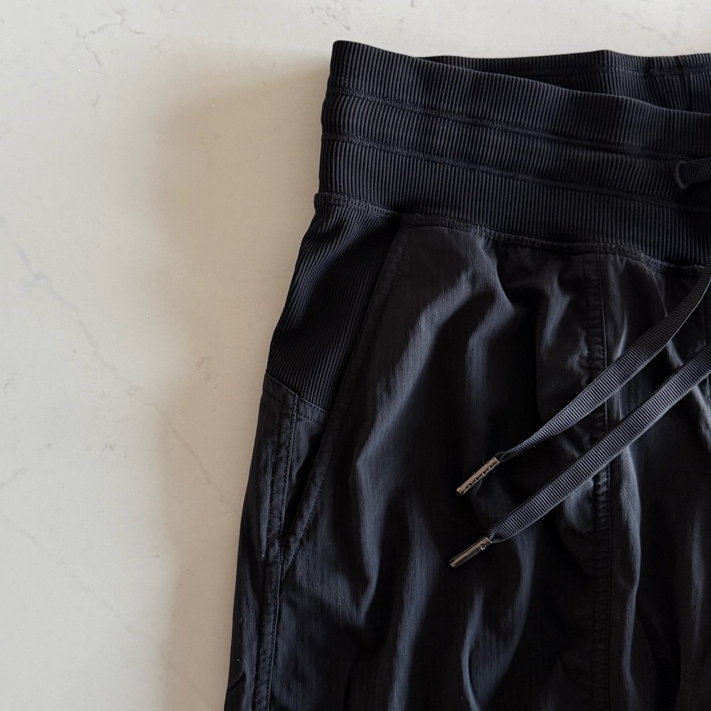 lululemon dance studio jogger 29” - Picture 6 of 16